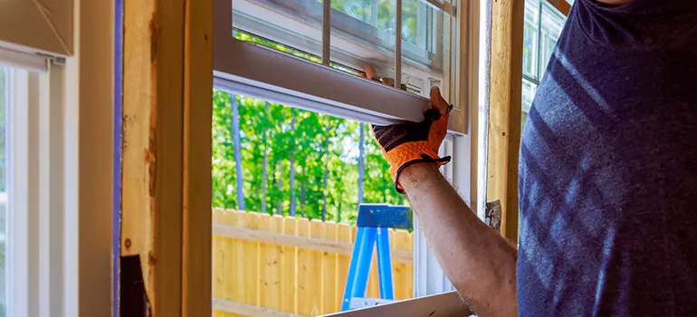>Bay Window Curtain Rail Track in Keystone, FL