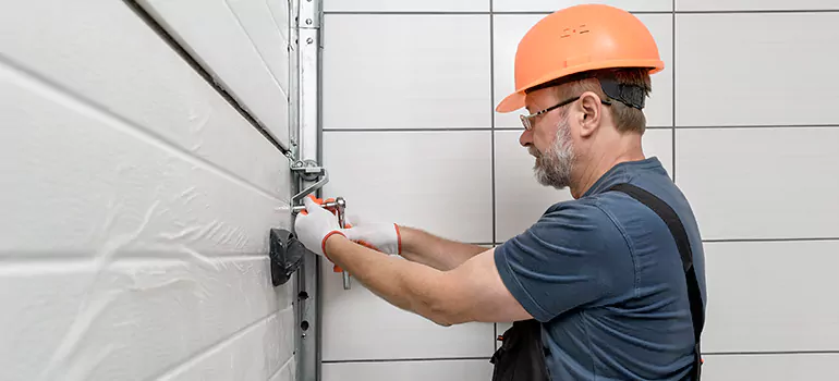 Garage Door Repair in Keystone