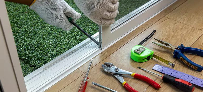 Window Hinge Repair in Keystone, FL