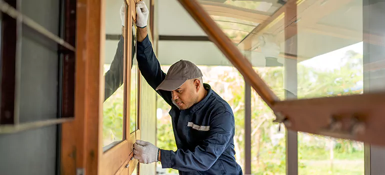 Double Hung Vinyl Window Sash Replacement in Keystone, FL